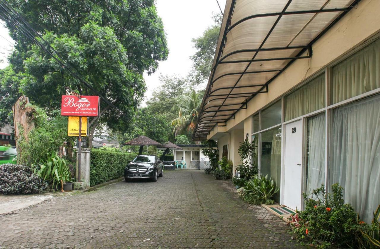 Lite Rooms Bogor Guest House Extérieur photo