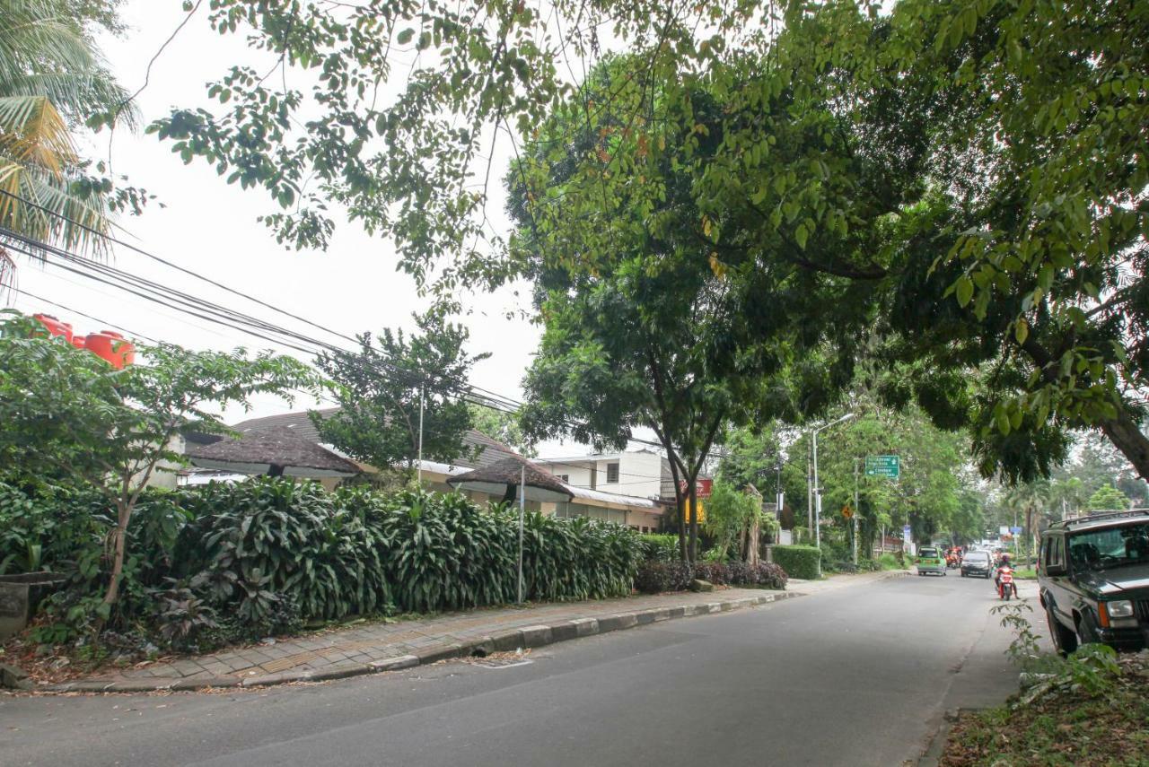 Lite Rooms Bogor Guest House Extérieur photo