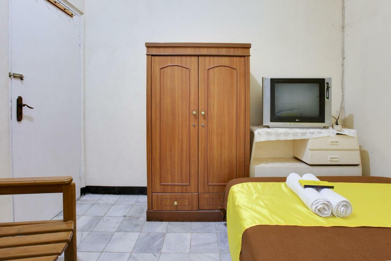 Lite Rooms Bogor Guest House Extérieur photo